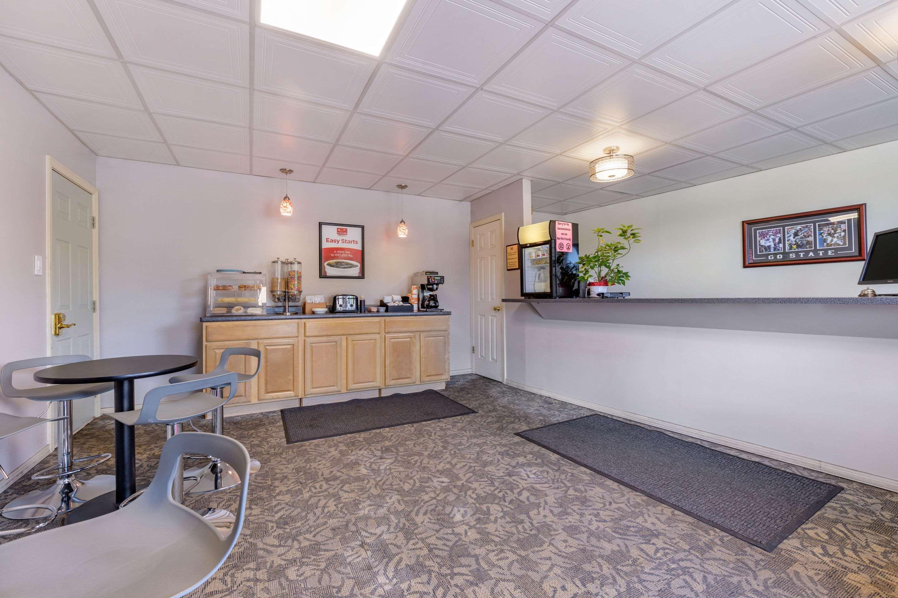 Econo Lodge Bellefonte I-99 Esterno foto